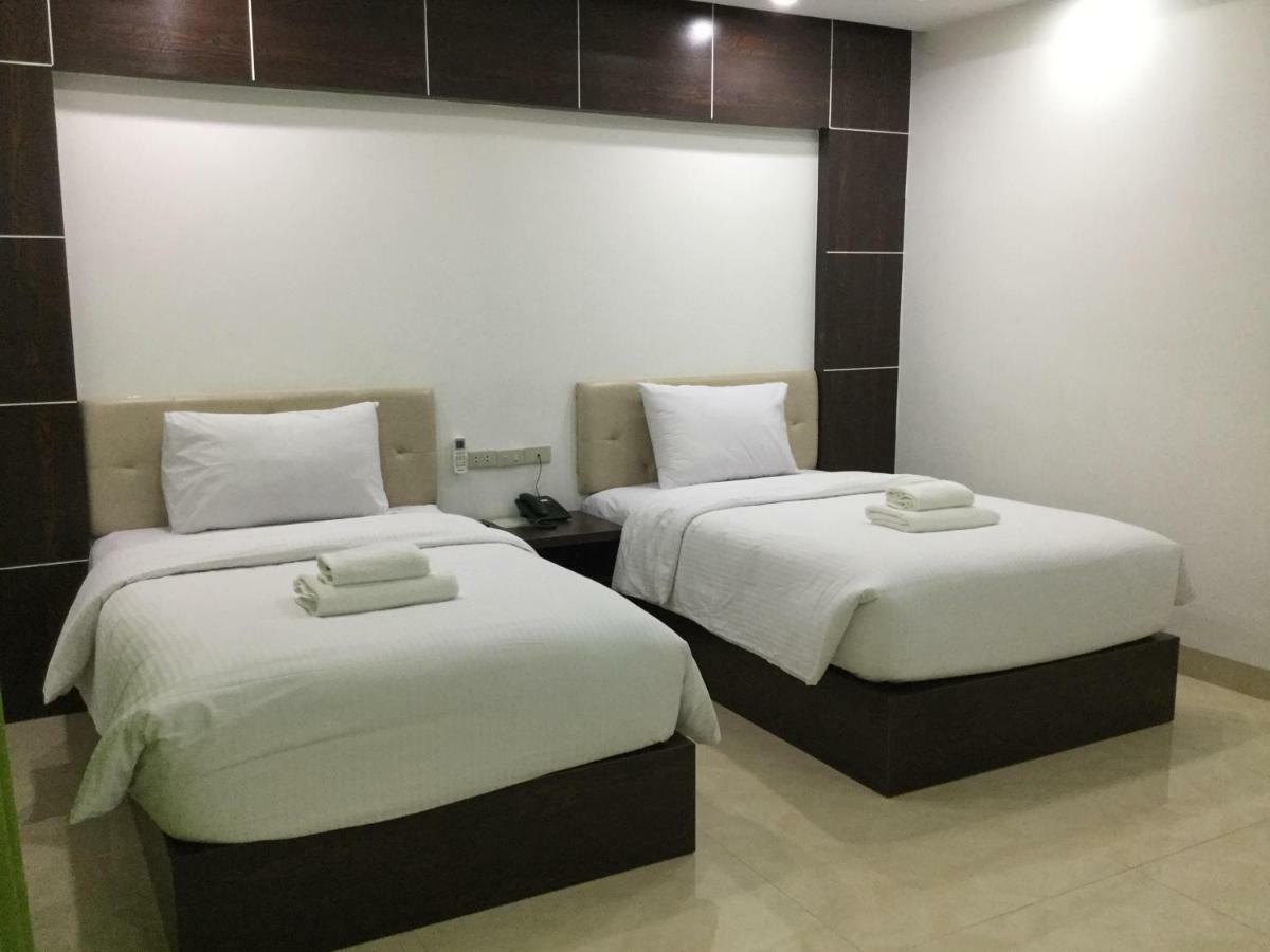 Yubenco Global Ecotel Zamboanga Esterno foto